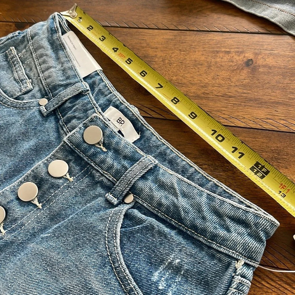 NWT BP Shorts Blue Denim High Rise Distressed Raw Fringe Hem Size 26 Button Fly - Picture 10 of 11